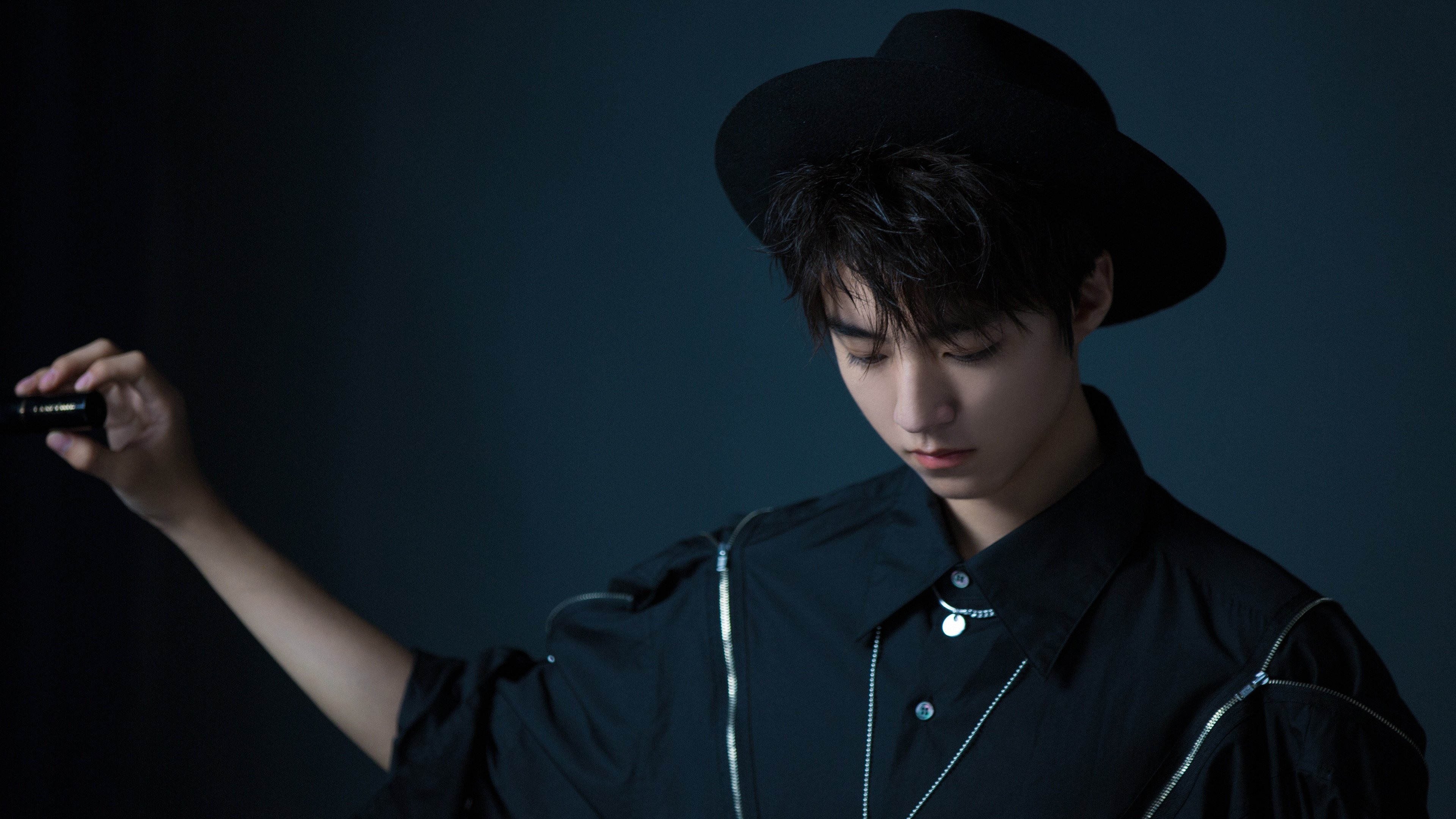 科斯突破自我刷新赛会纪录，斯科尔斯等级突破